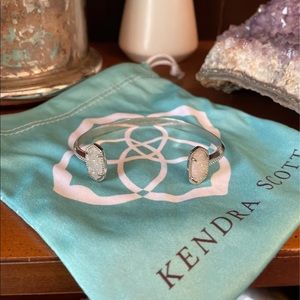 Kendra Scott bracelet